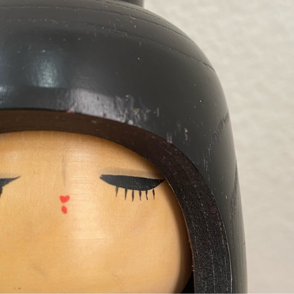 Vintage Kunio Miyagawa Black Kimono Okappa 10” Kokeshi Doll - Picture 10 of 16